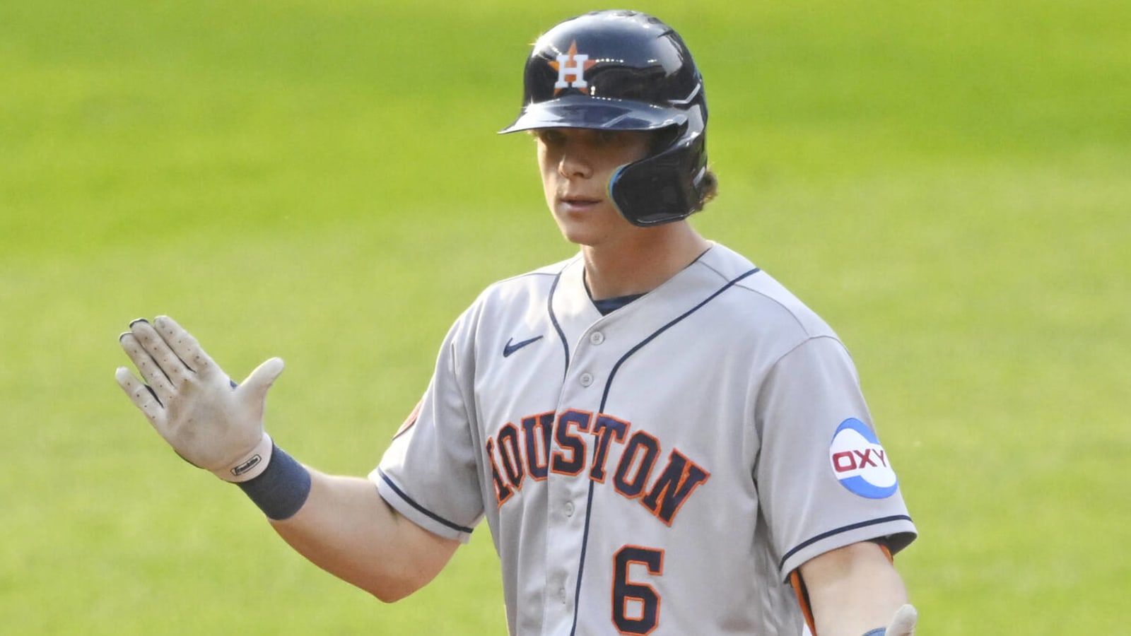 Astros having trade talks about promising center fielder