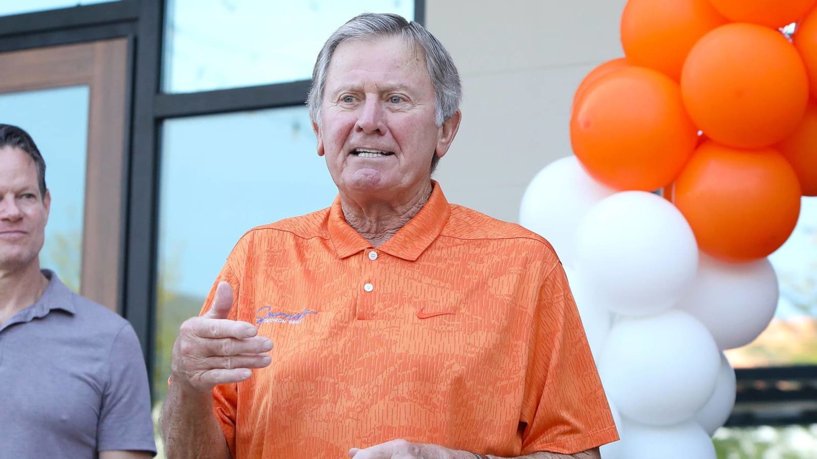 Spurrier on Gators' struggles: They 'don't tackle very well'