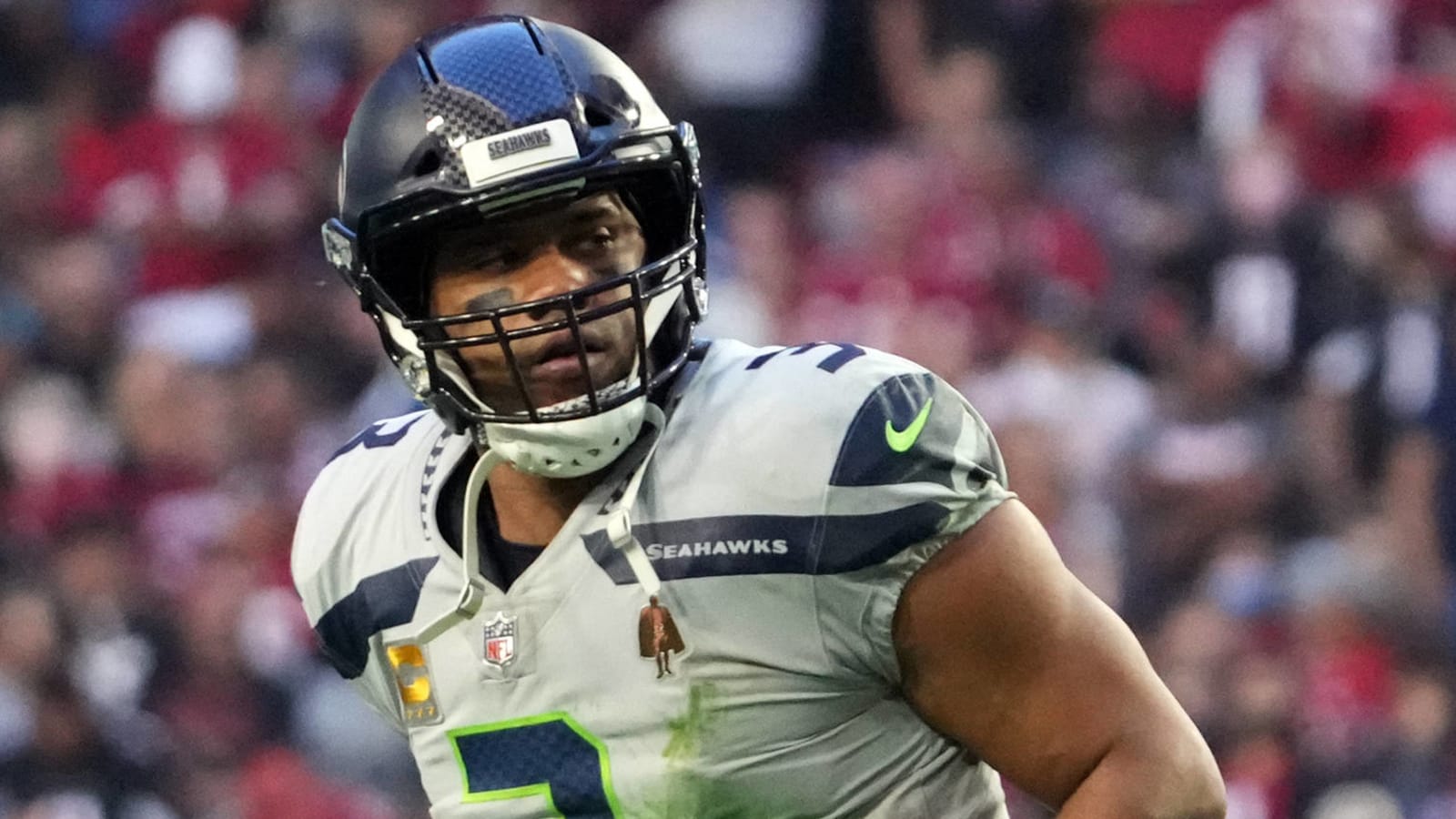 NFL insider 'wouldn't rule out a trade' of Russell Wilson