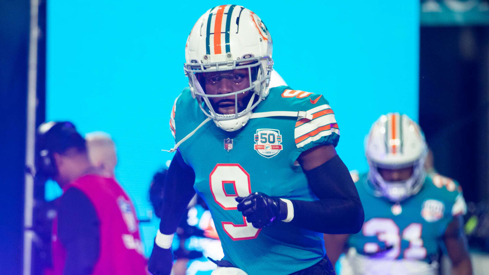 Dolphins to decline fifth-year options on two 2020 first-round picks