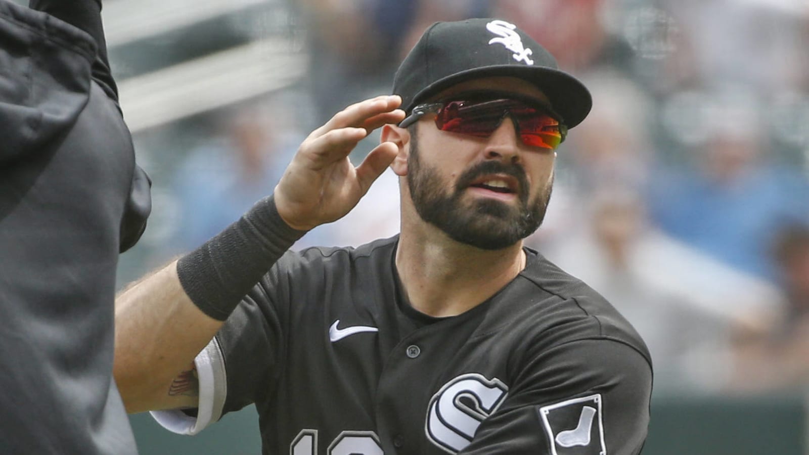 Veteran OF Adam Eaton signs with Angels