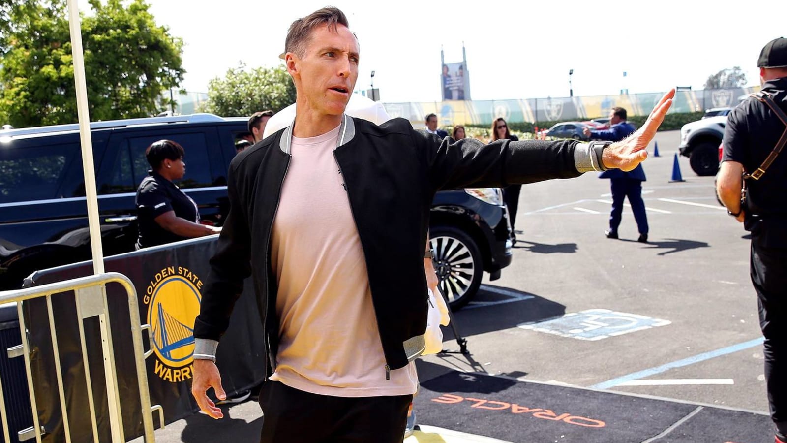 Steve Nash: Nets 'are playing for a championship'