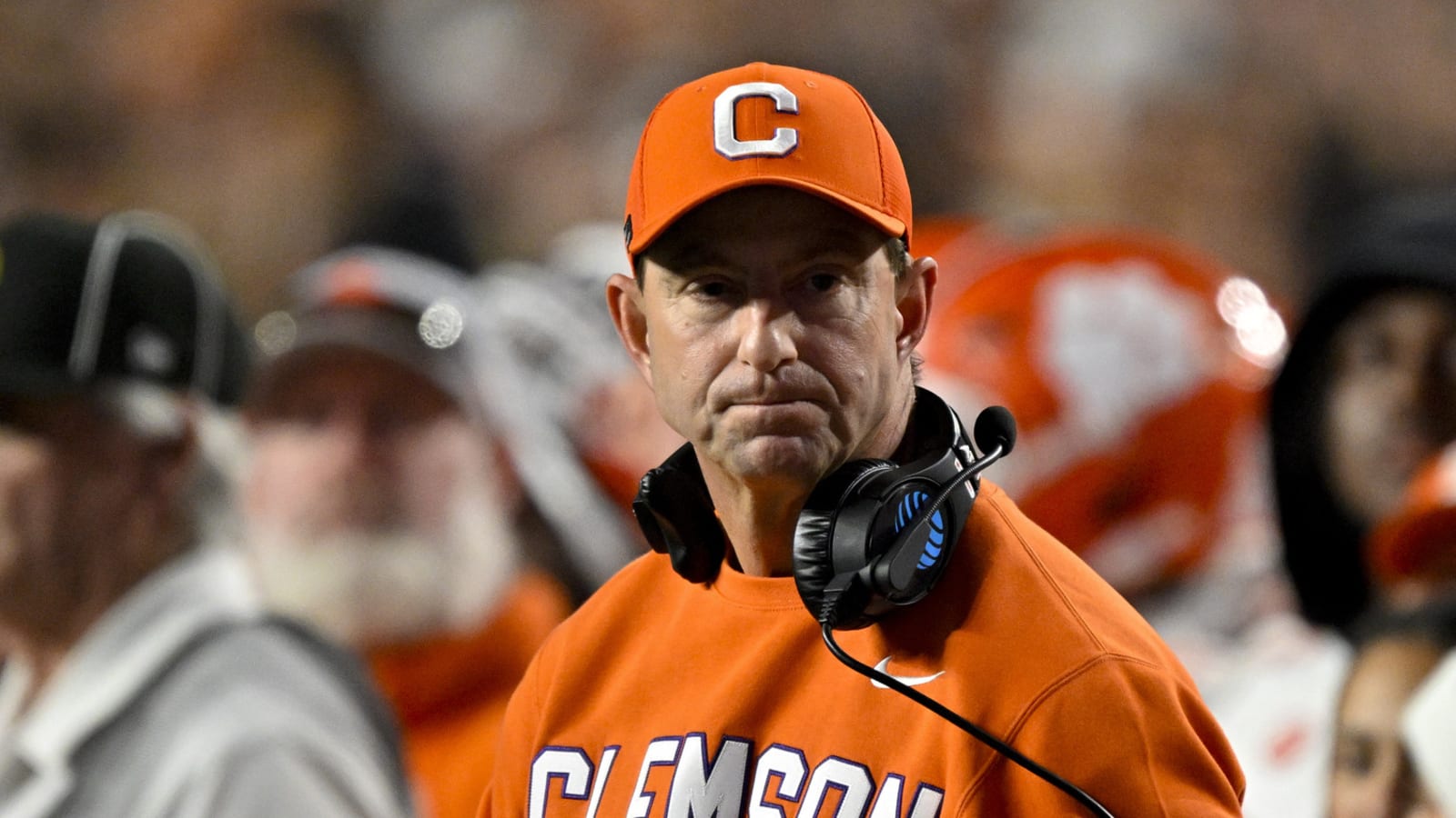 Clemson's Swinney toots his own horn regarding consistency