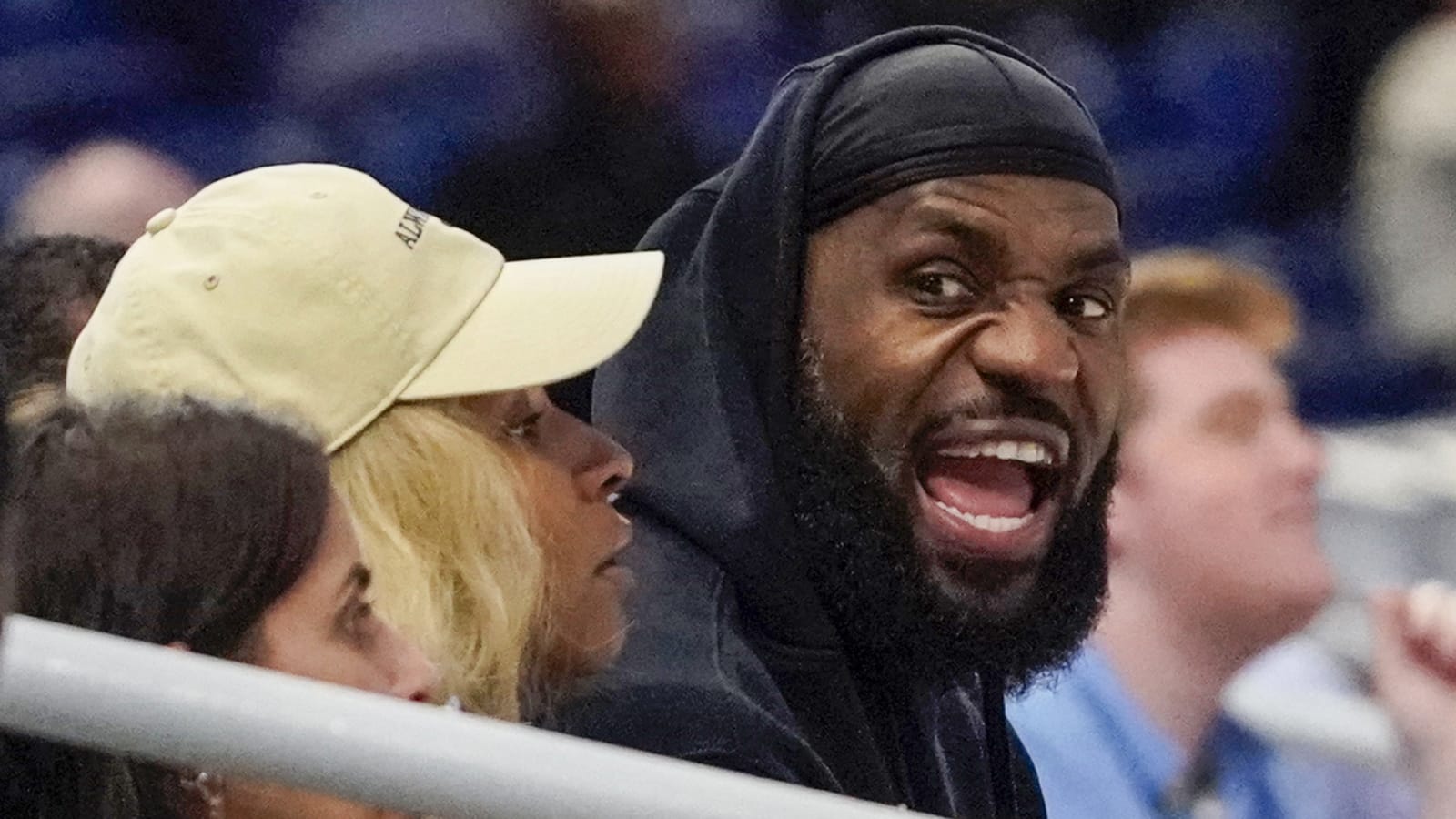 Browns’ veteran safety has the perfect role for LeBron James to come to Cleveland and play in the NFL