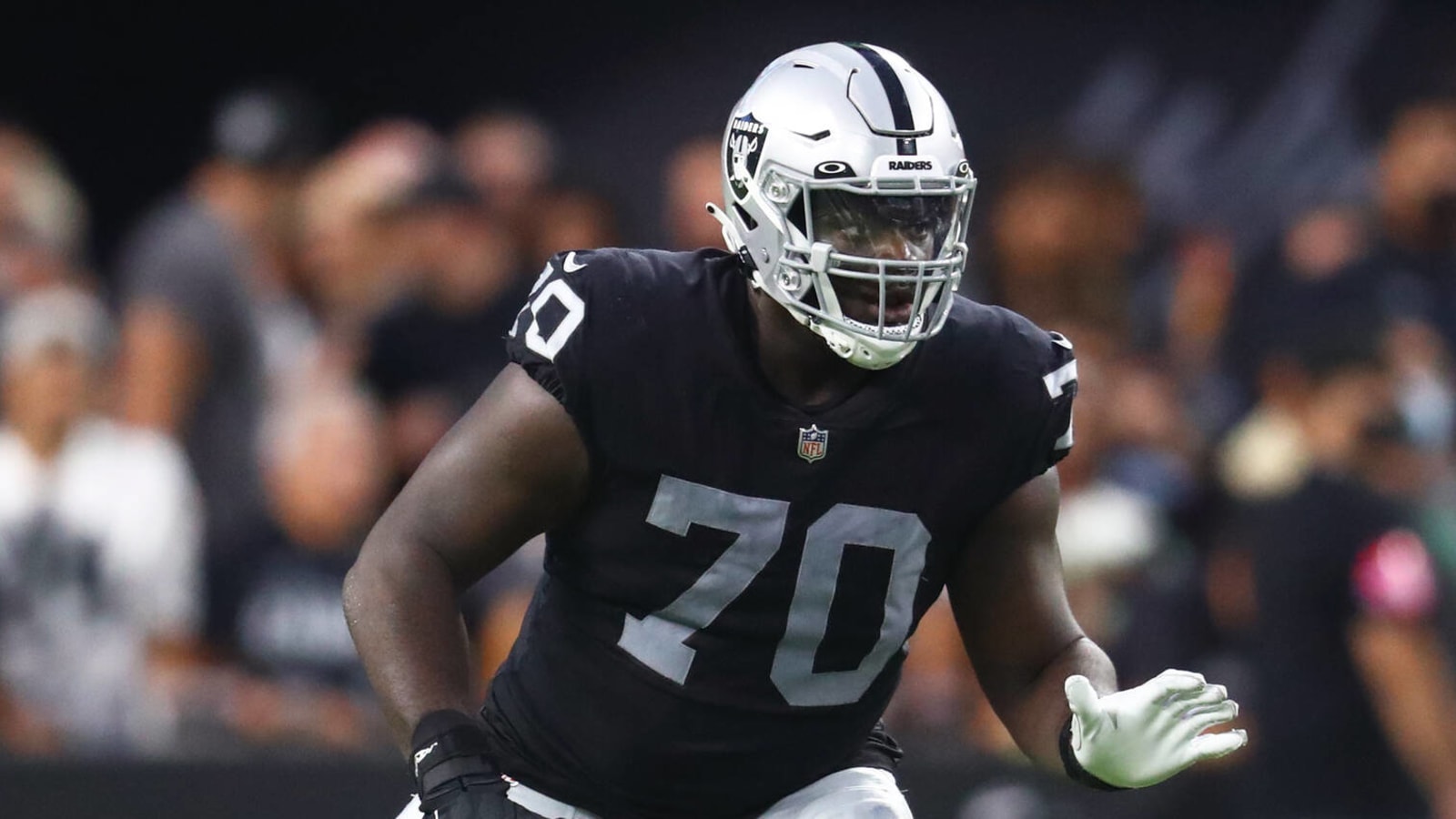 Could the Raiders move Alex Leatherwood back to right tackle?