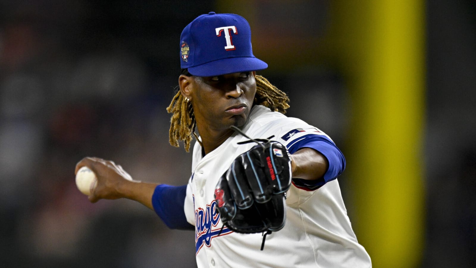 Rangers place veteran reliever on 15-day IL