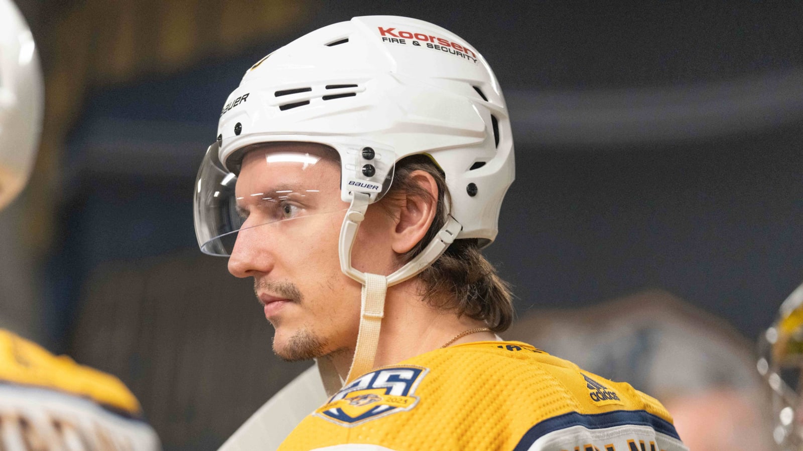 Former first-round pick, veteran winger expected to sign in KHL