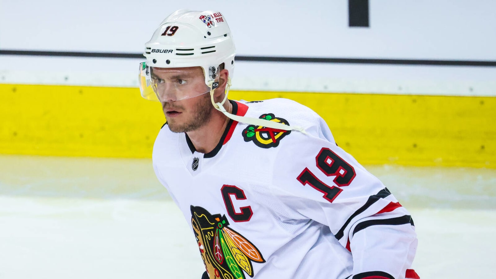 Blackhawks to part ways with captain