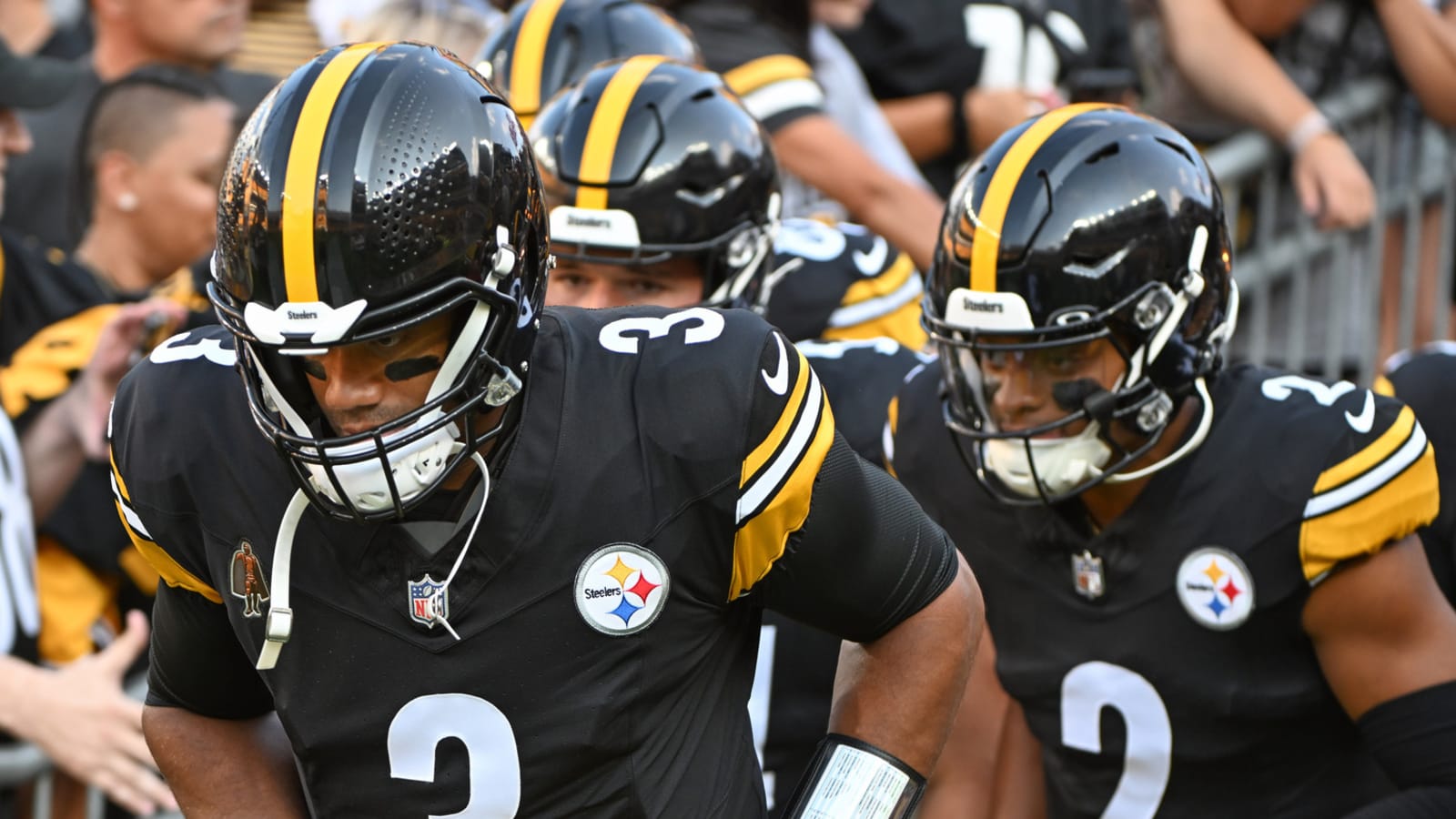 Reporter makes huge claim about Steelers' Russell Wilson, Justin Fields amid red-zone woes