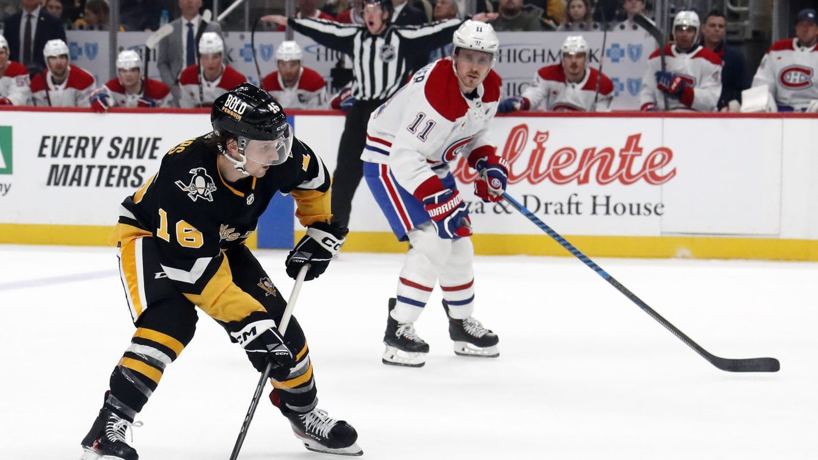 Colorado Avalanche sign forward Matthew Phillips to one-year contract