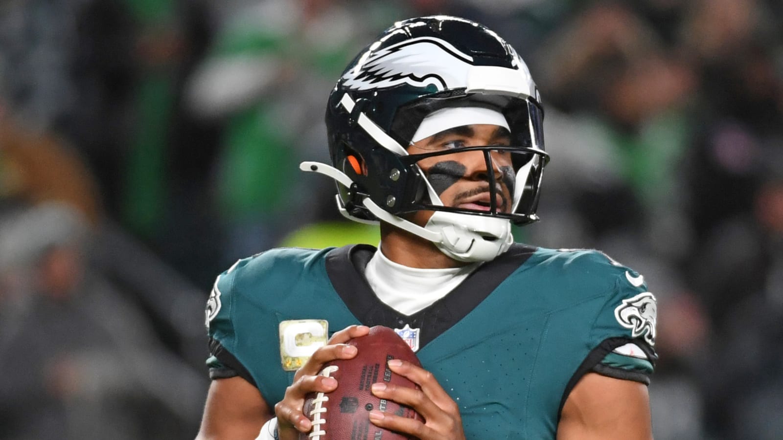 Watch: Bungled trick play results in hard sack taken by Eagles' Hurts