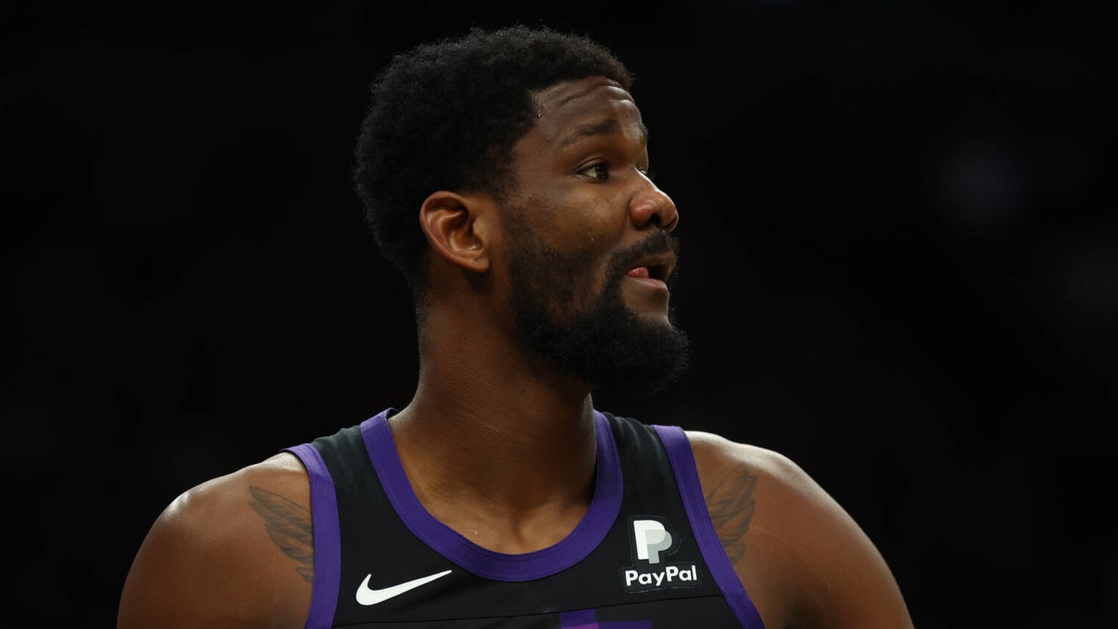 Deandre Ayton does not seem thrilled to be back with Suns