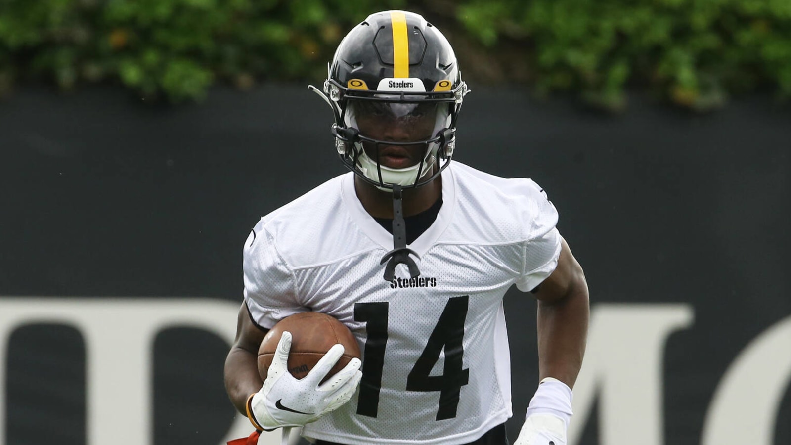 Tomlin: Pickens must learn 'difference between talent and skill'