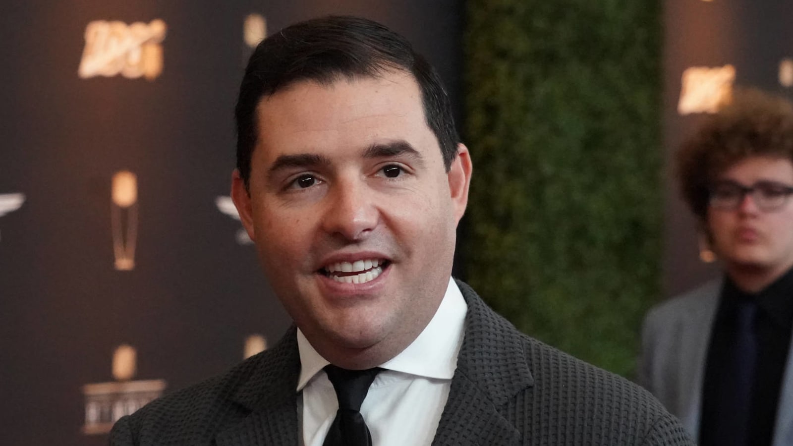 Jed York has funny reaction to old video of Trent Williams and Richard Sherman scuffling