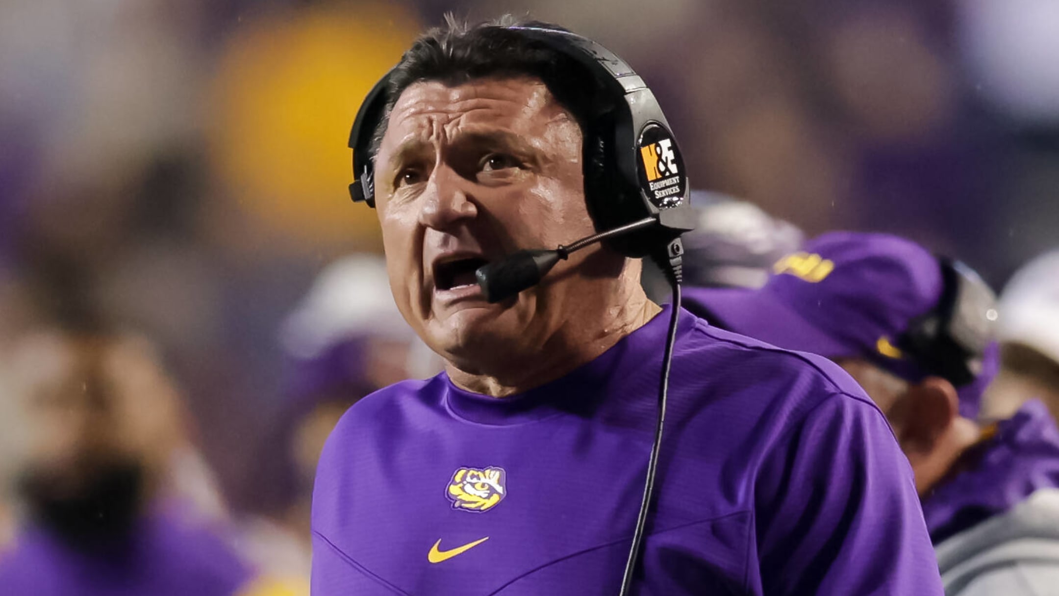 Ed Orgeron won't return as LSU Tigers' football coach in 2022 as AD says  it's 'time for a new direction' - ESPN