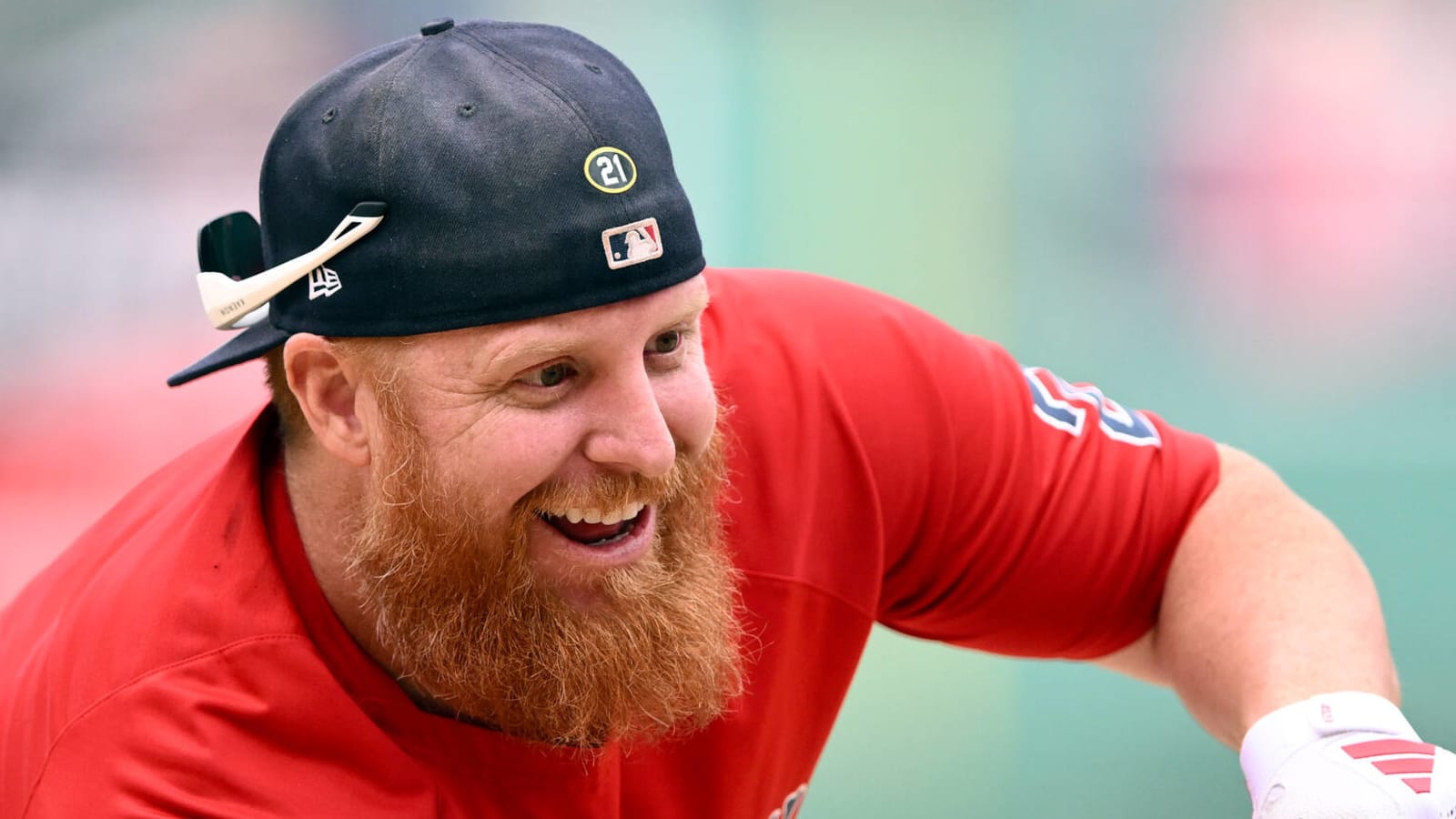 Justin Turner 'engaged in discussions' to reunite with former team