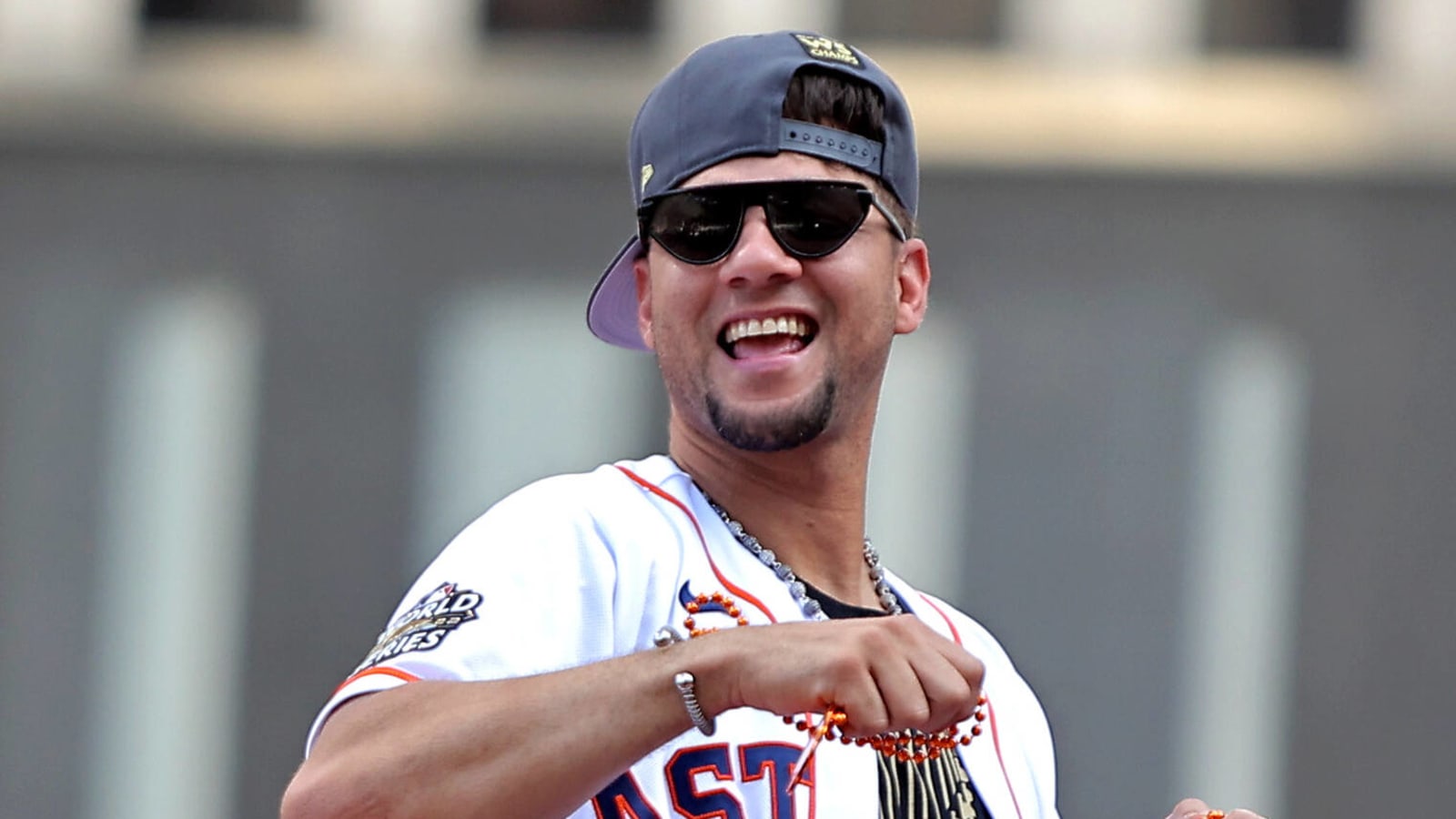 Yuli Gurriel's Instagram farewell message to Astros: 'We are familia