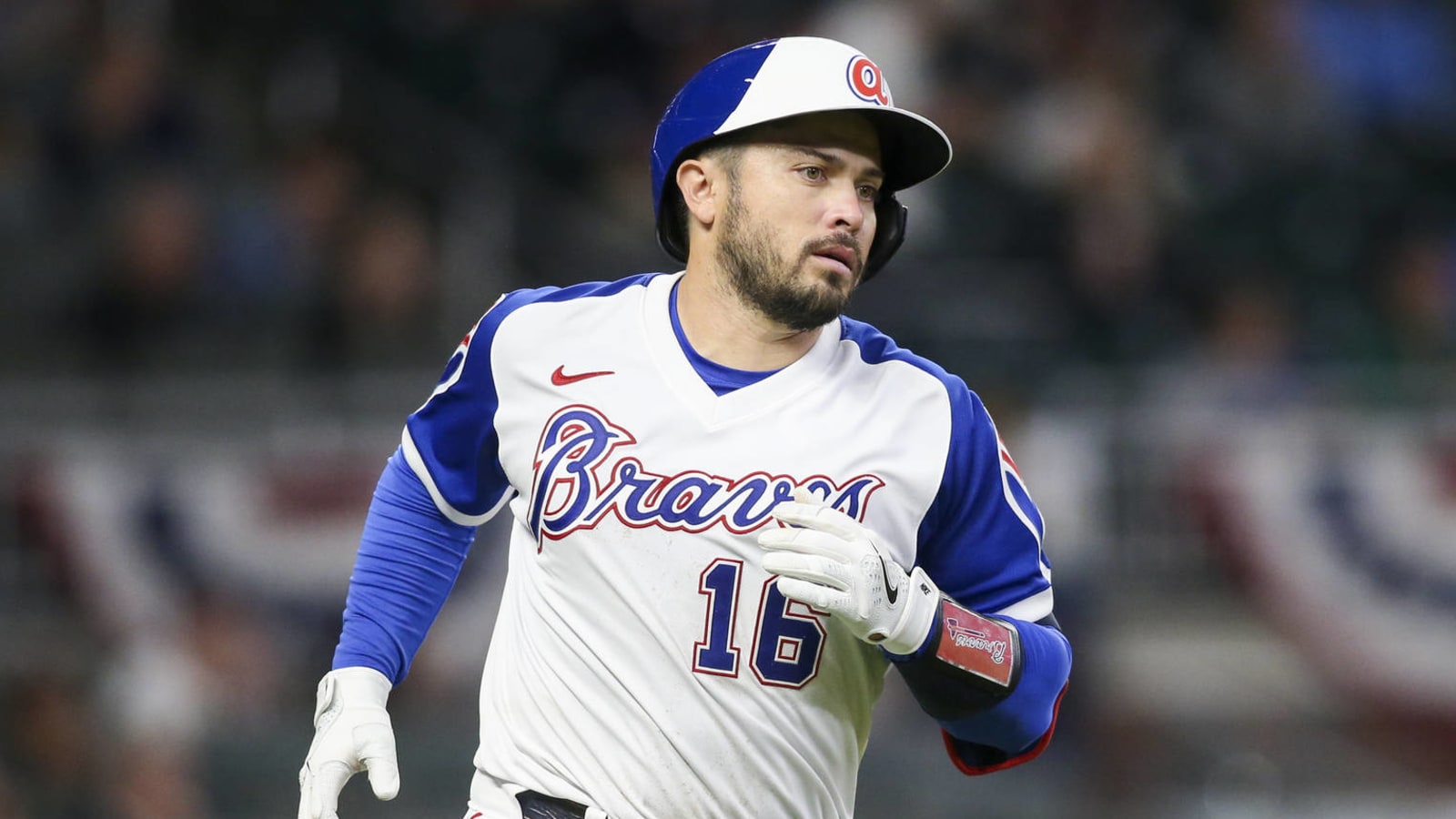 Braves place Travis d'Arnaud on 60-day injured list, select Jeff Mathis