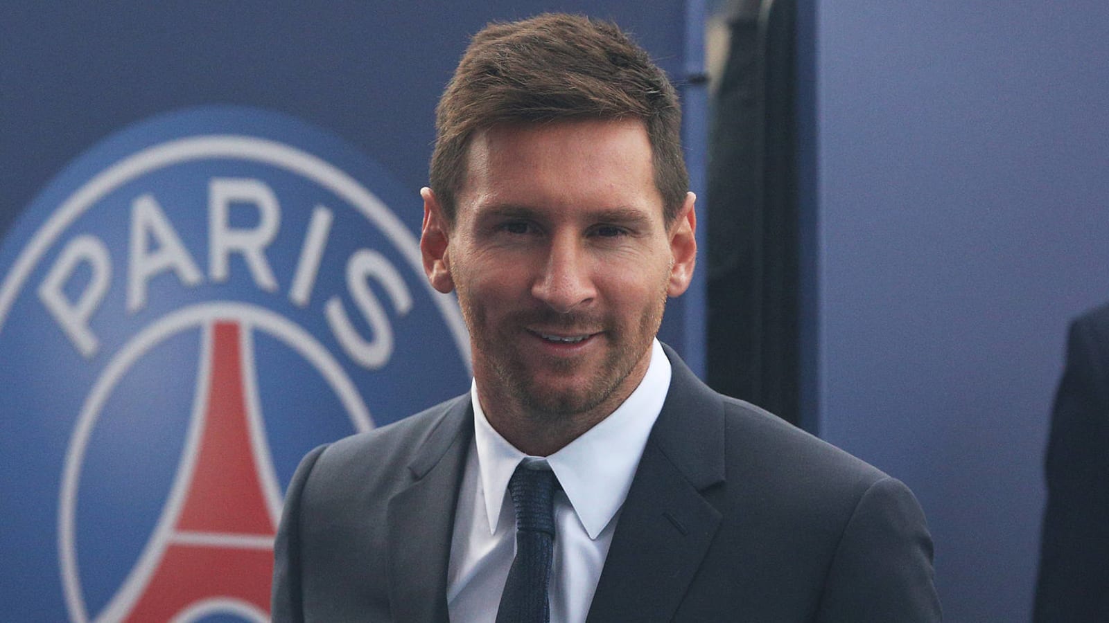 Lionel Messi won't make PSG debut Saturday vs. Strasbourg