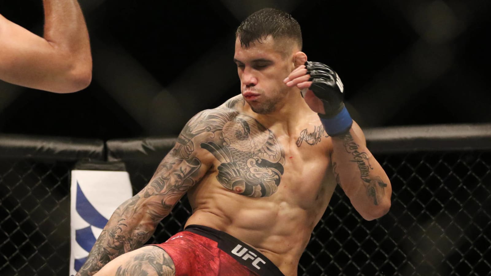 Report: UFC planning Santos-Rakic fight for March 6