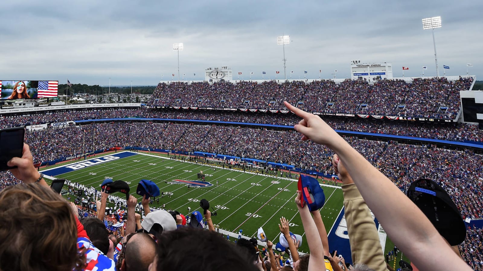 Bills to require all guests 12 and up to be vaccinated at games