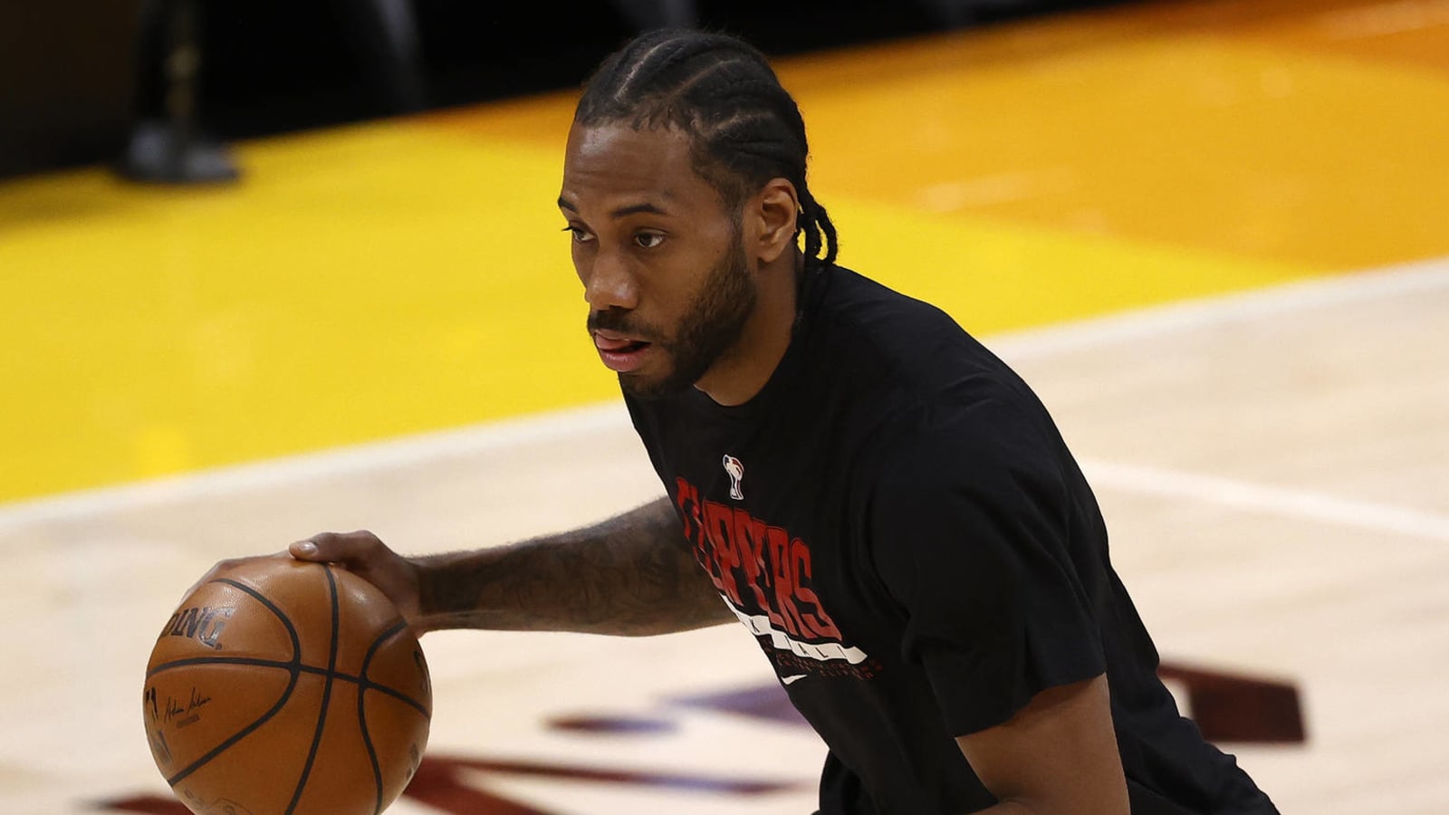 Clippers prez: 'No one knows' when Kawhi will return