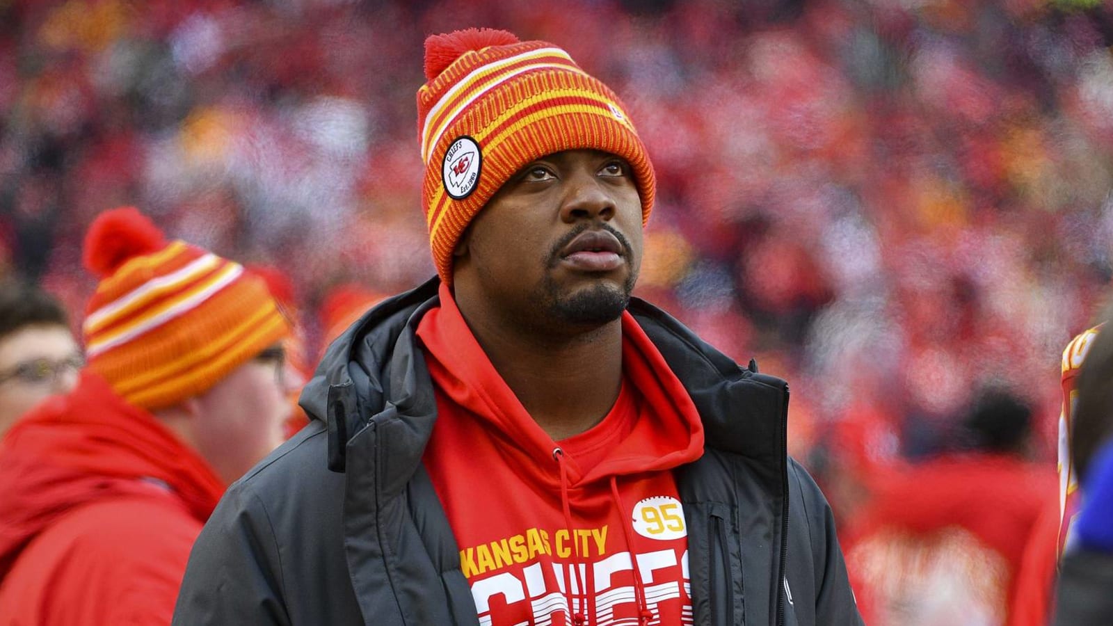 Chiefs' Chris Jones threatens to sit out season over contract situation