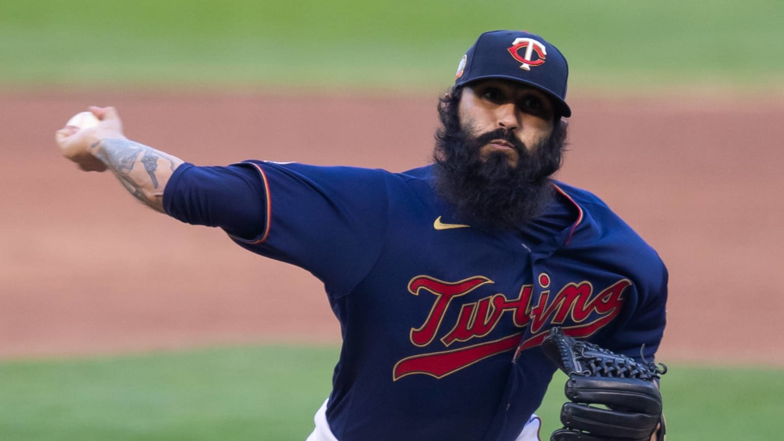 Sergio Romo suspended, fined for incident with Francisco Lindor