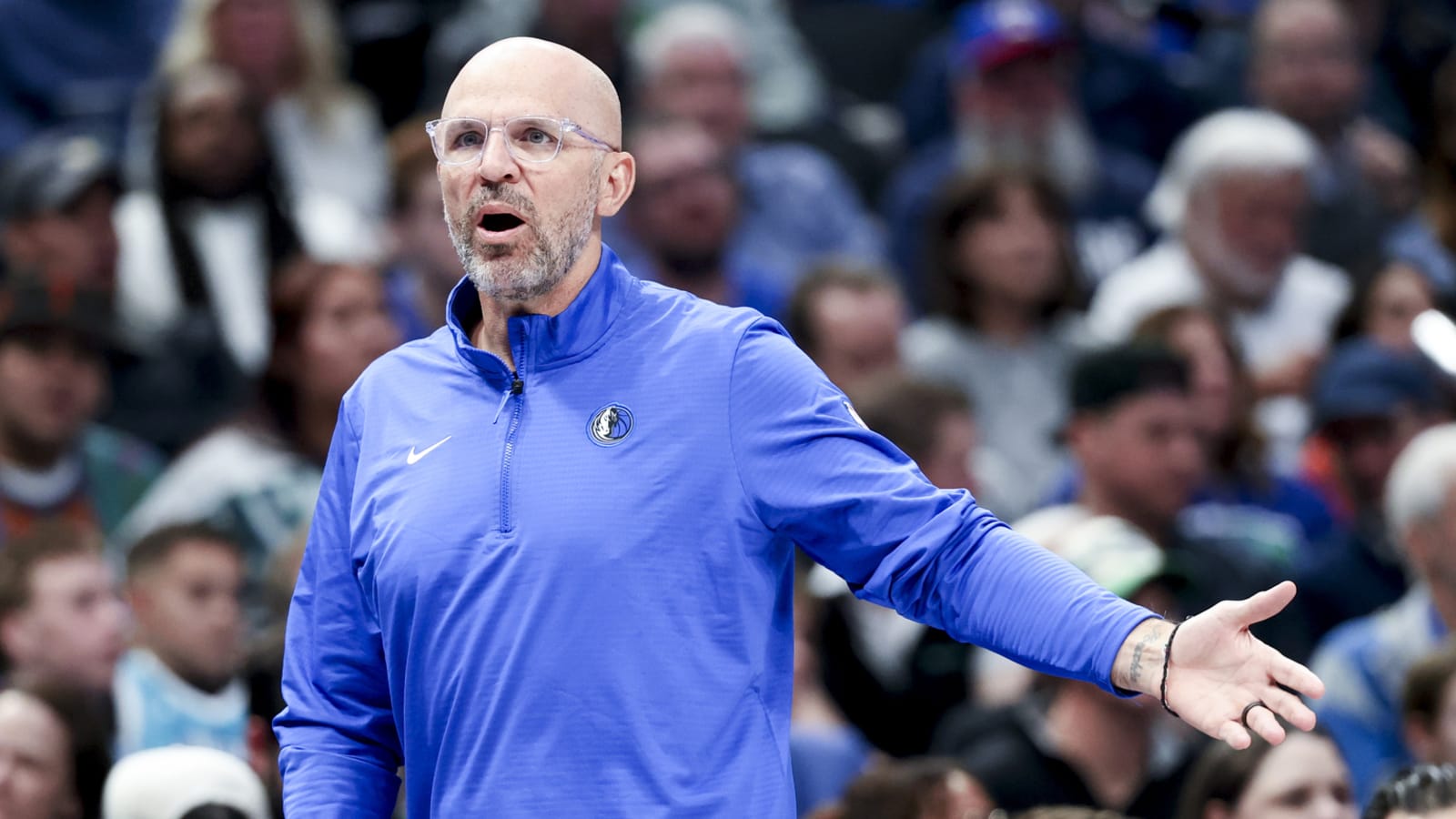 Mavericks lose game with more players injured than active