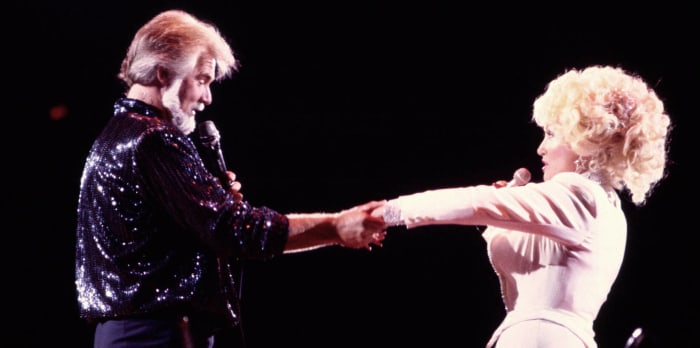 1983: Dolly Parton and Kenny Rogers at the CMA Awards