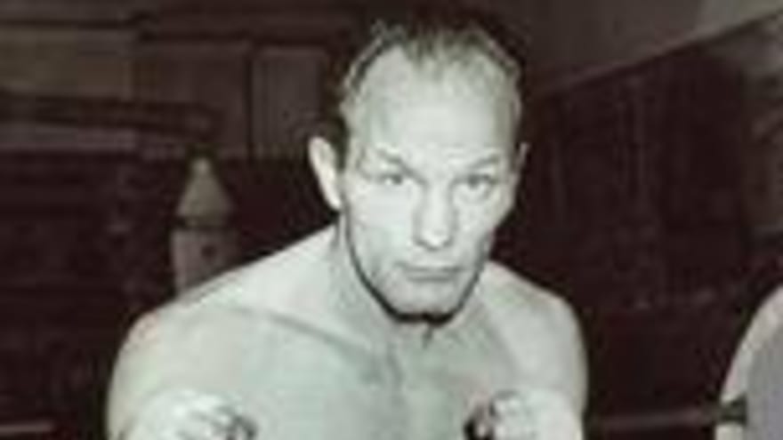 Remembering Our ‘Enry: A Tribute to Henry Cooper, the Beloved British Heavyweight Legend