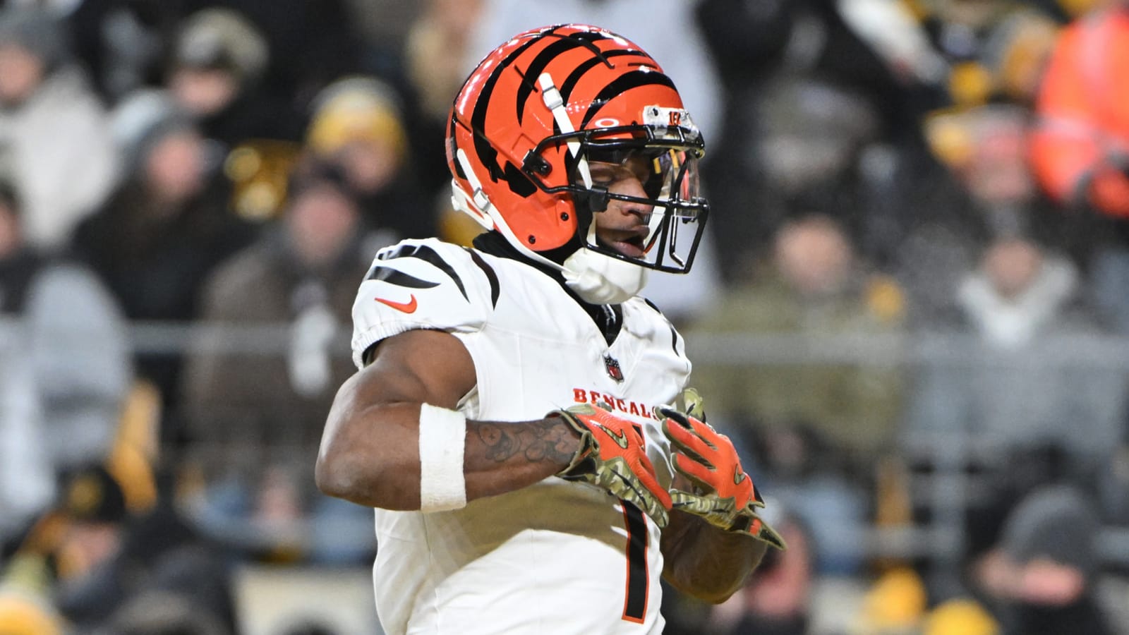 Ja'Marr Chase expected to command historic new contract