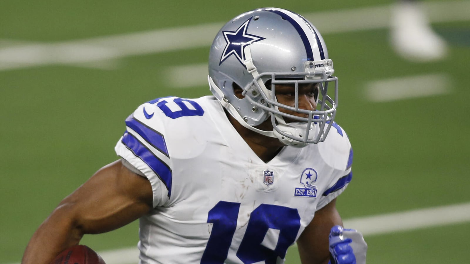 Browns acquire WR Amari Cooper from Cowboys