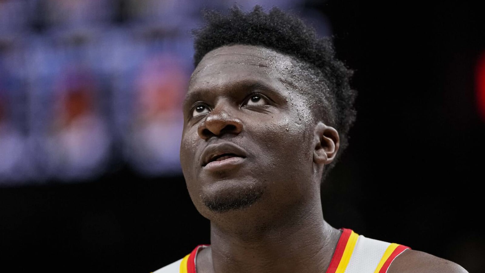 watch-hawks-center-pulls-off-defensive-play-of-the-year-yardbarker