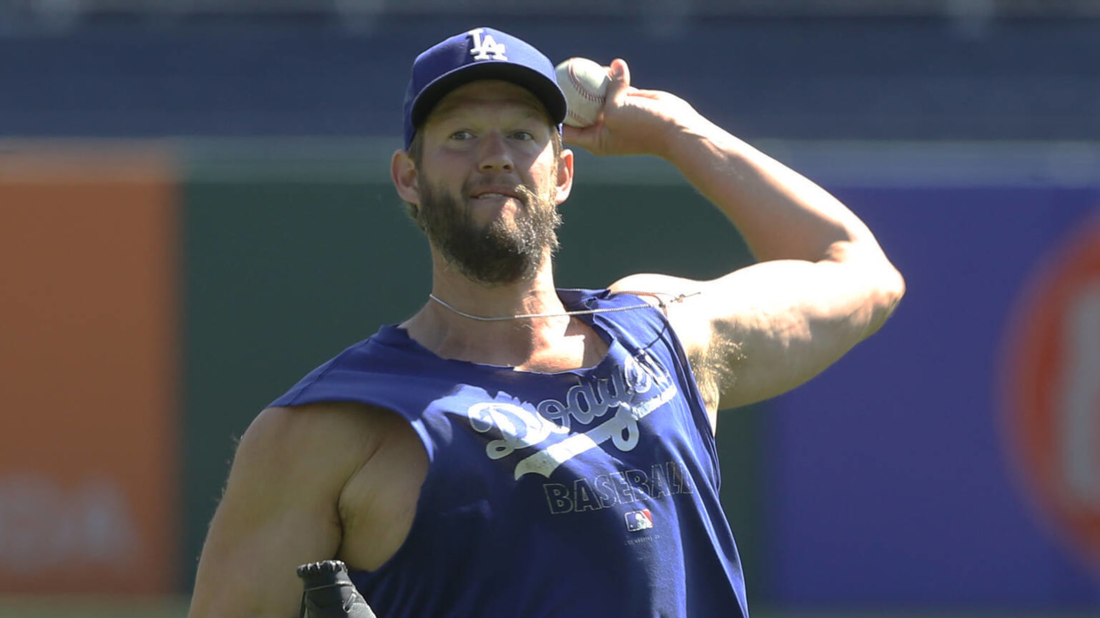 Clayton Kershaw goes on injured list with left forearm