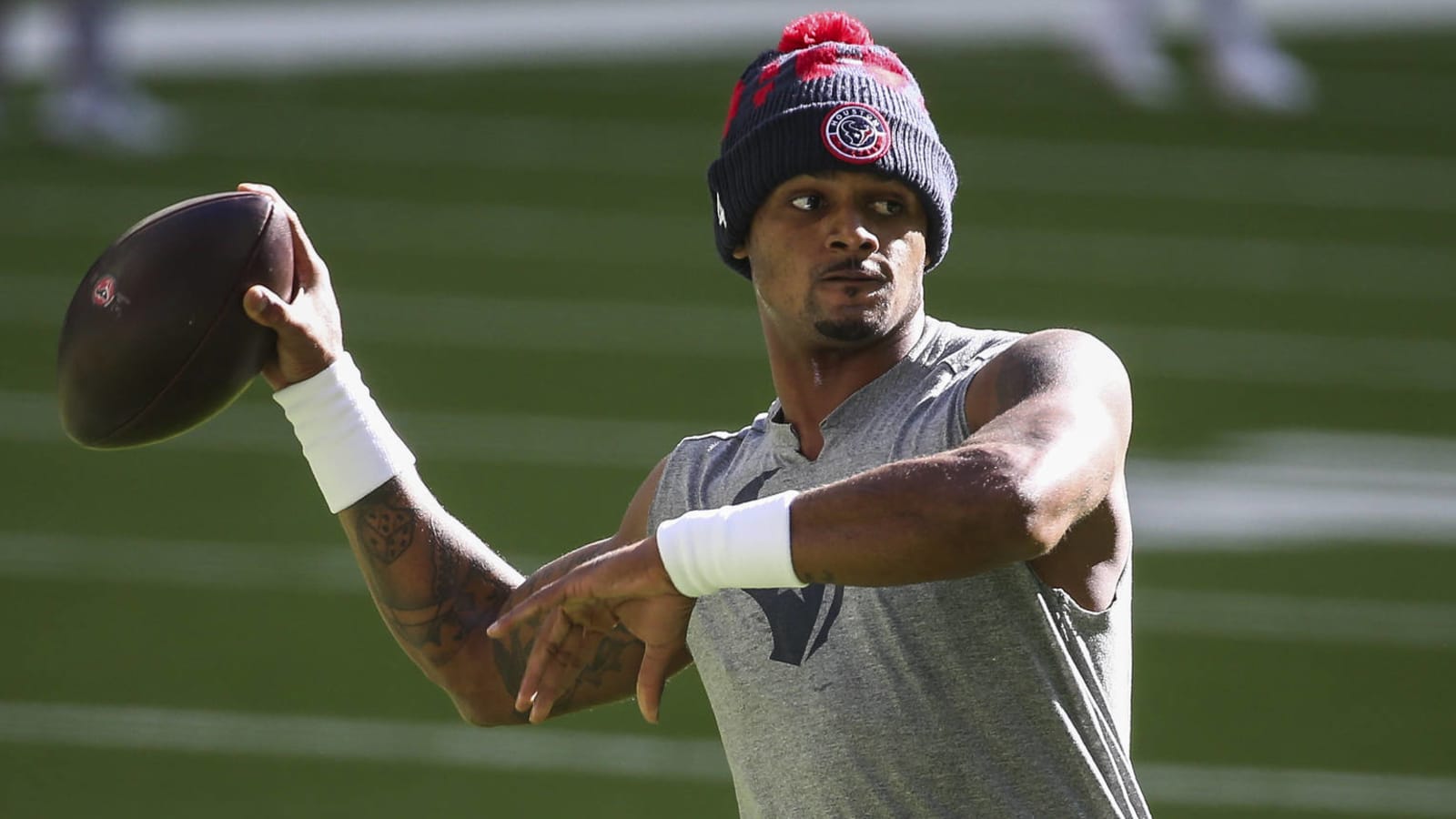 Deshaun Watson will report to training camp, still wants trade