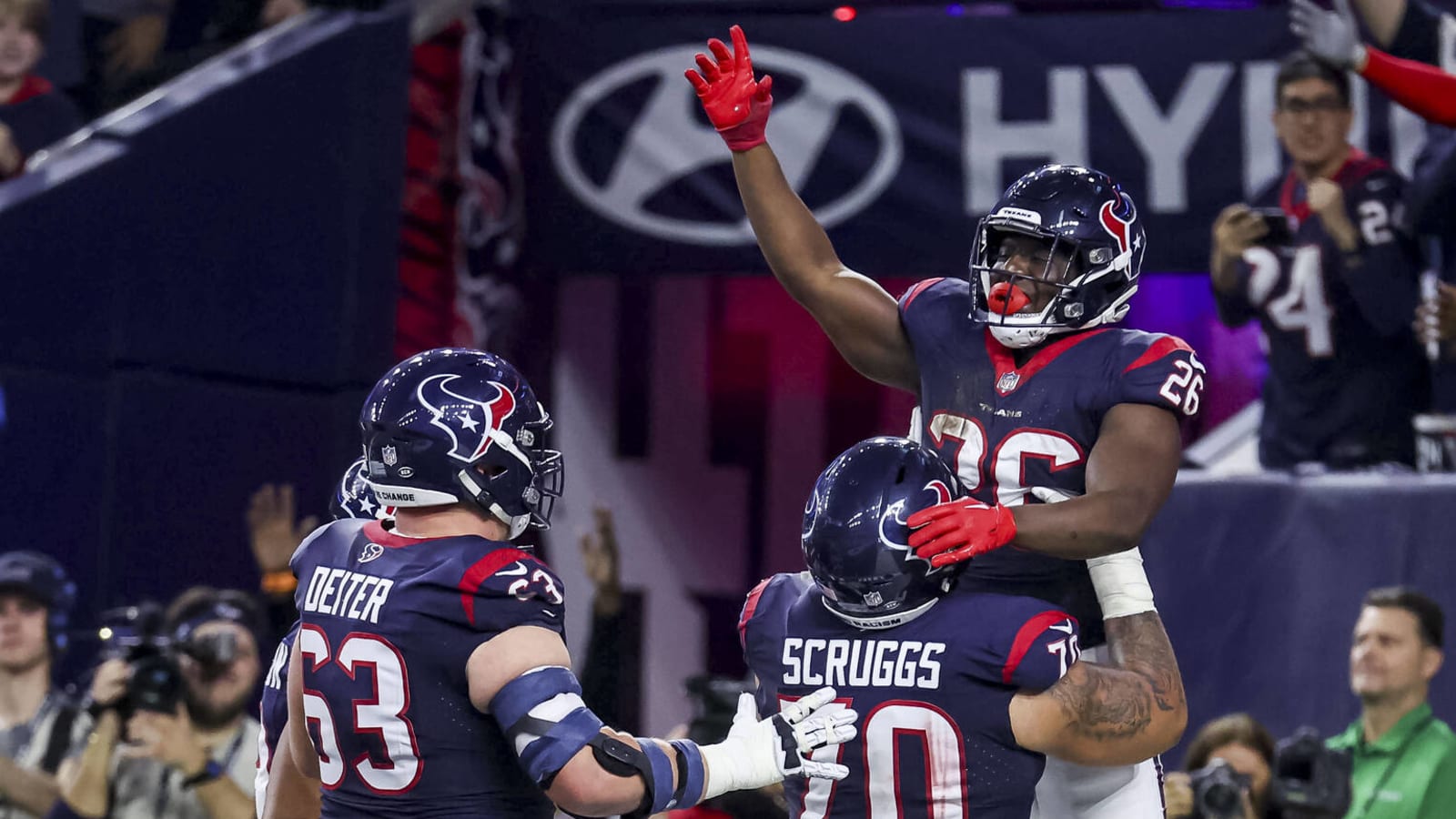 Texans deliver a huge message by crushing Browns