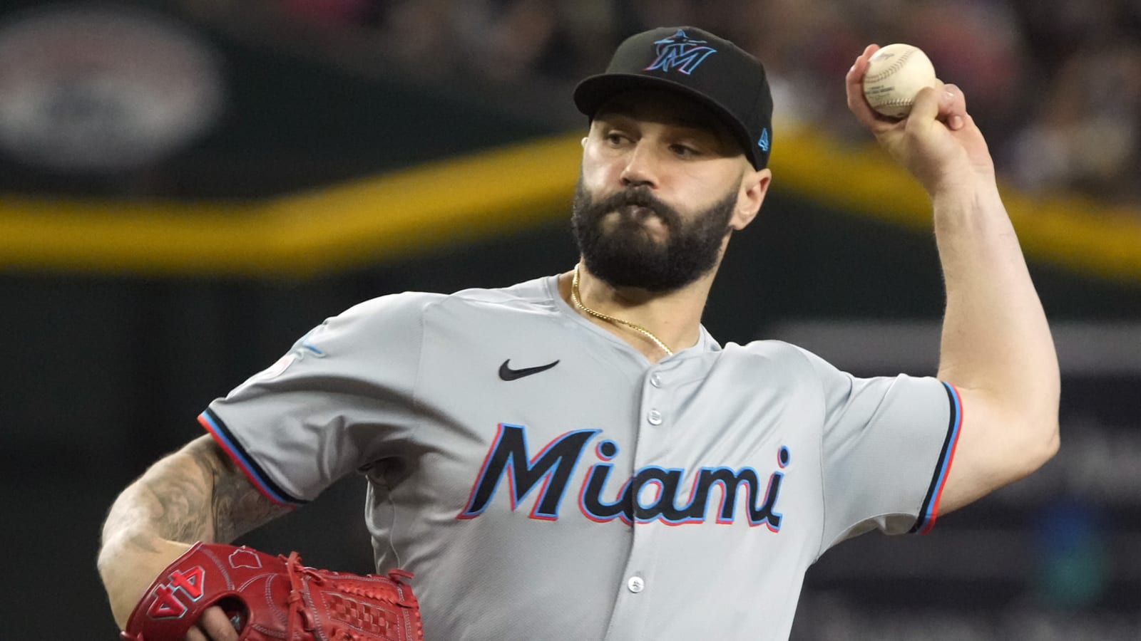 Royals interested in trading for All-Star closer