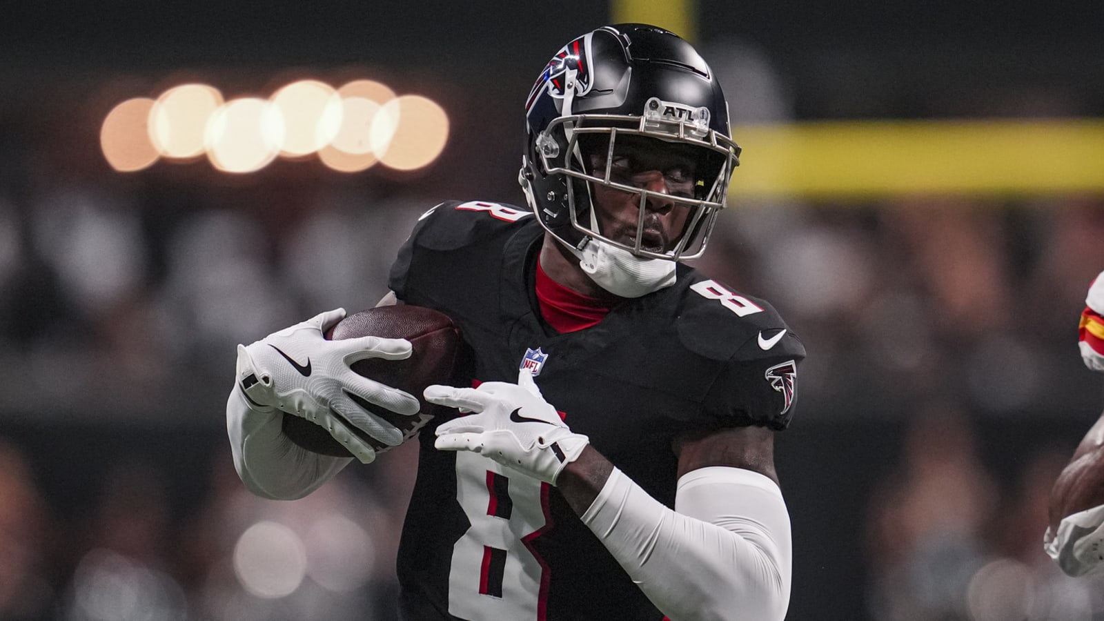 Officials miss controversial pass interference call against Kansas City Chiefs vs. Atlanta Falcons