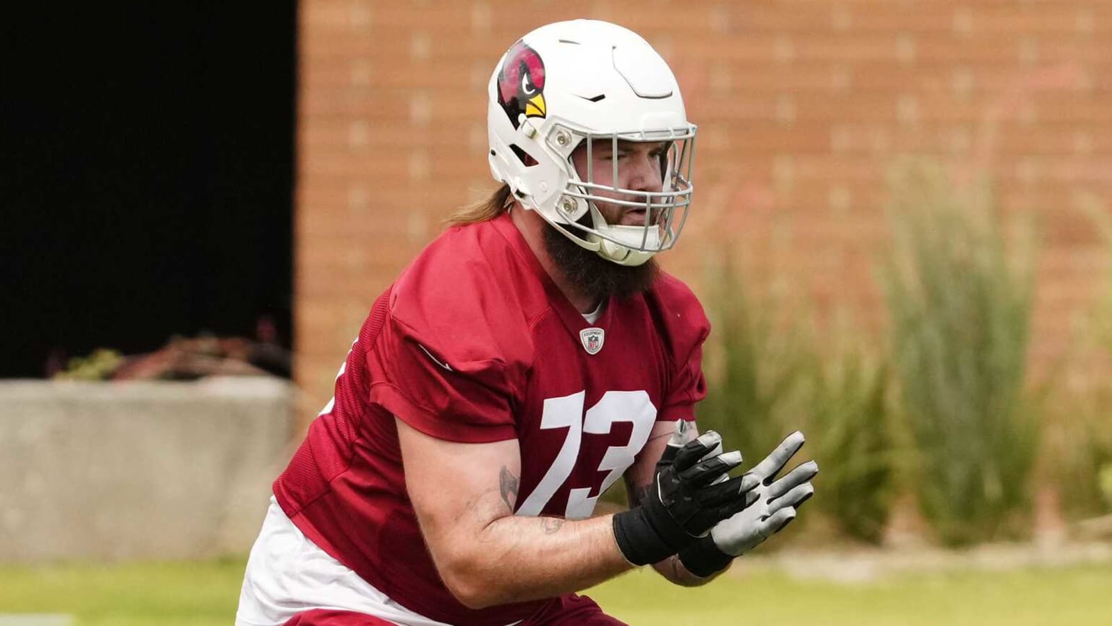 Cardinals right tackle Jonah Williams suffers knee injury in first quarter, ruled out for rest of the game