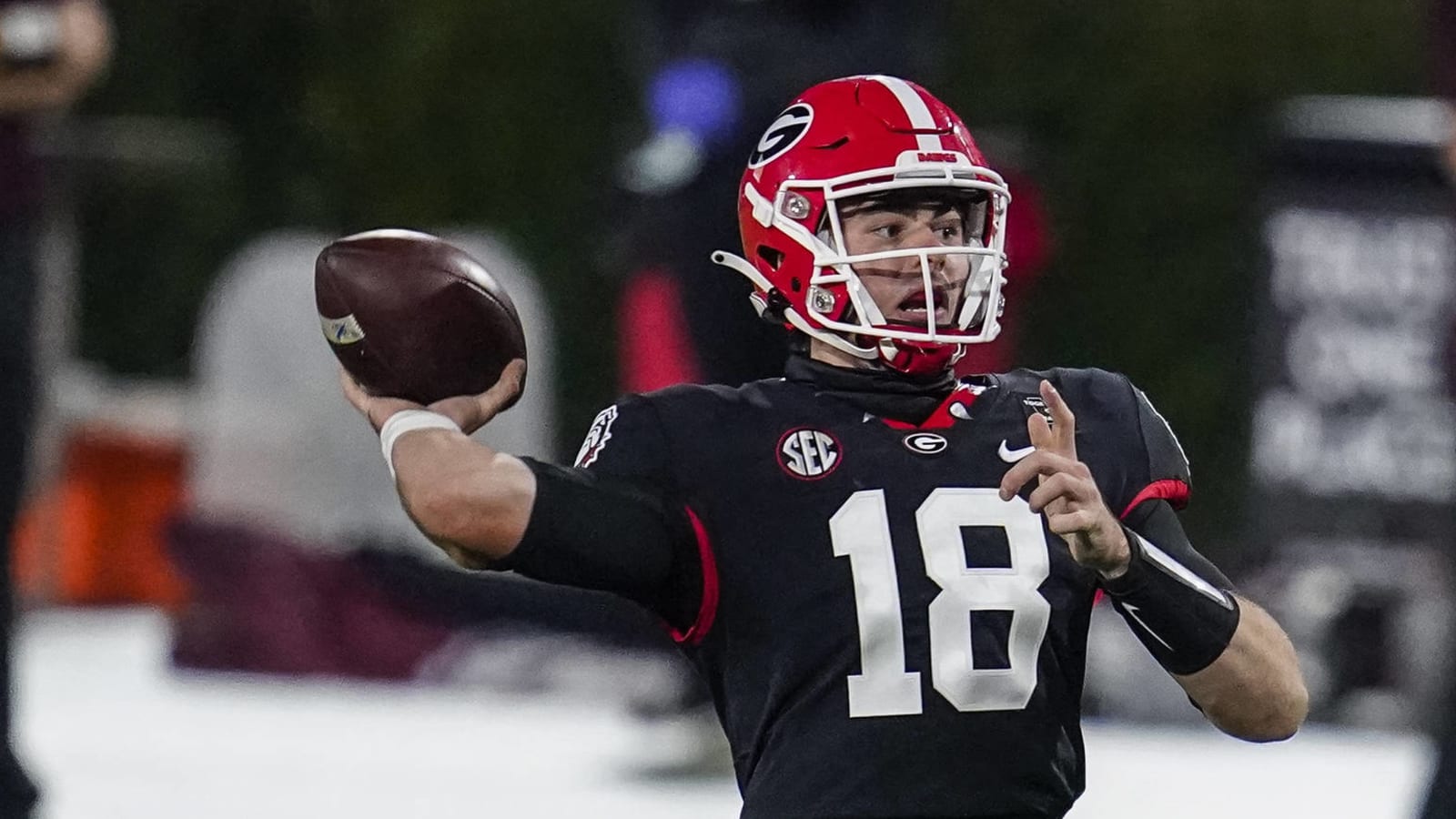 JT Daniels expected to keep Georgia starting QB job after big game