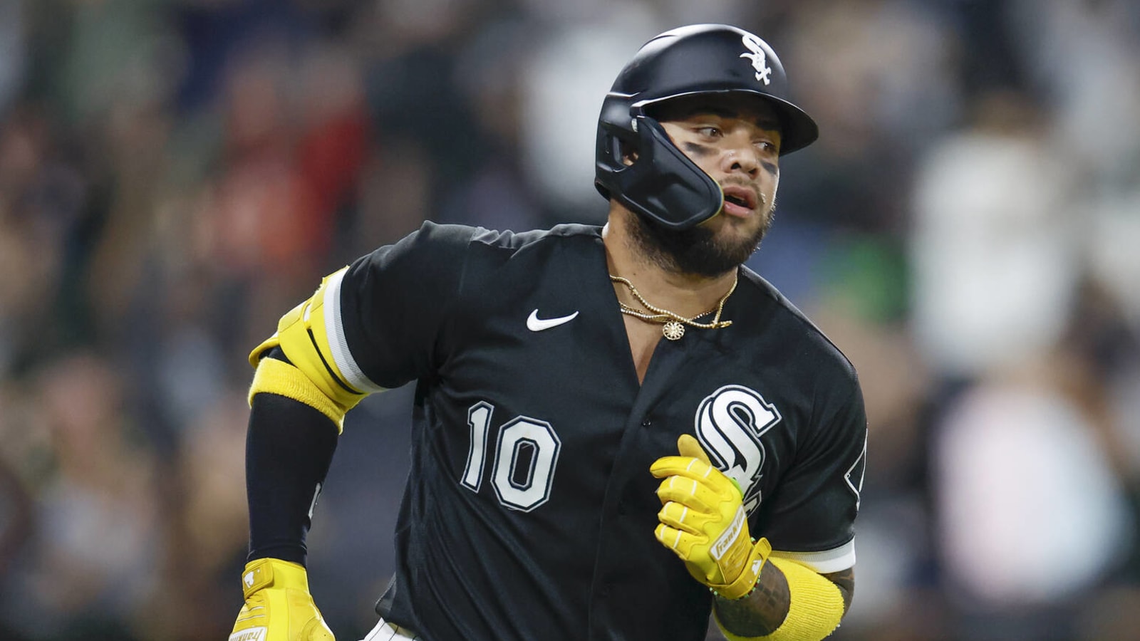 Countdown to White Sox Spring Training: Stadium Rumors, Moncada&#39;s Determination, Prospects, and More