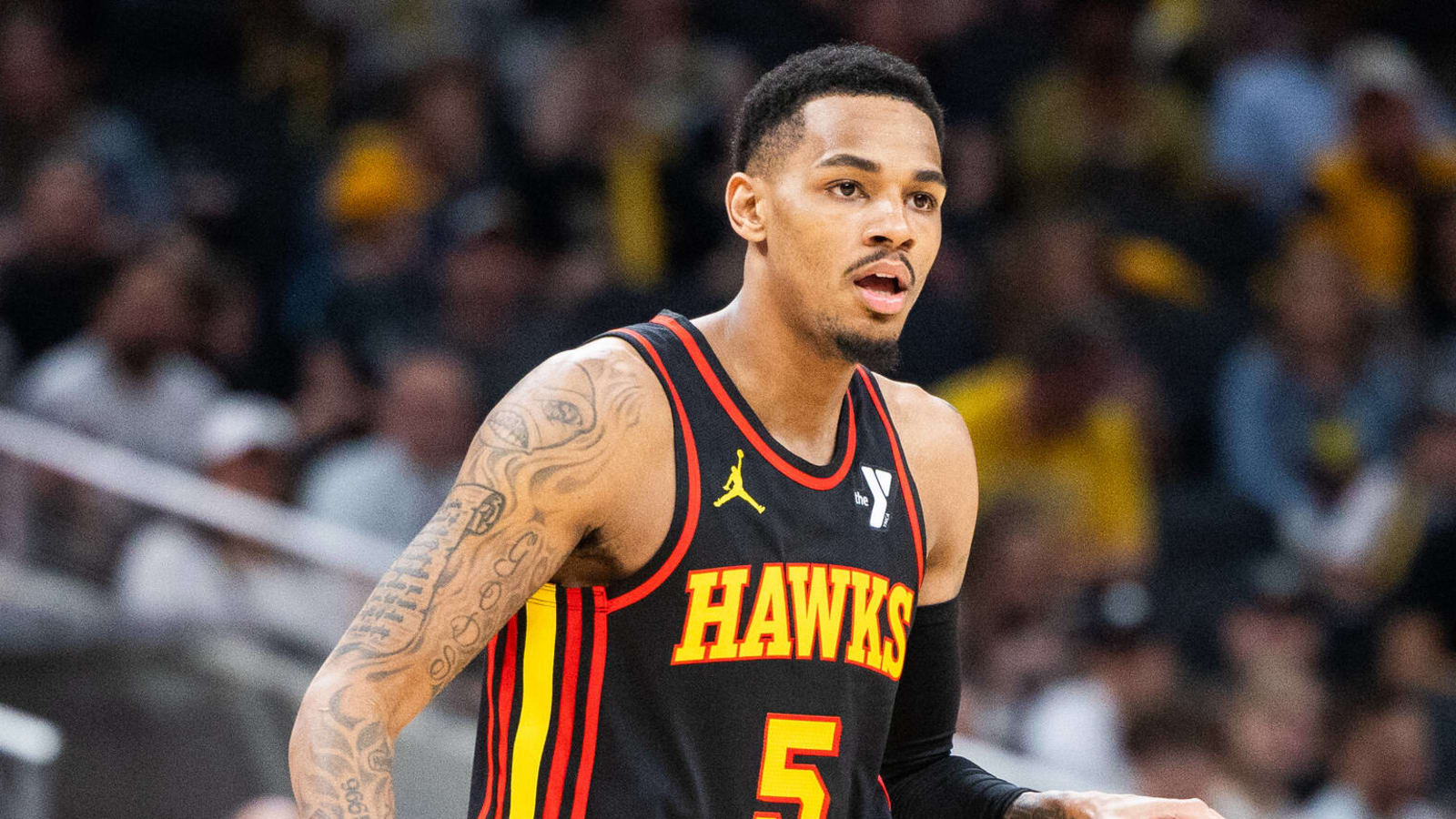 Watch: Dejounte Murray appears to get frustrated with Trae Young