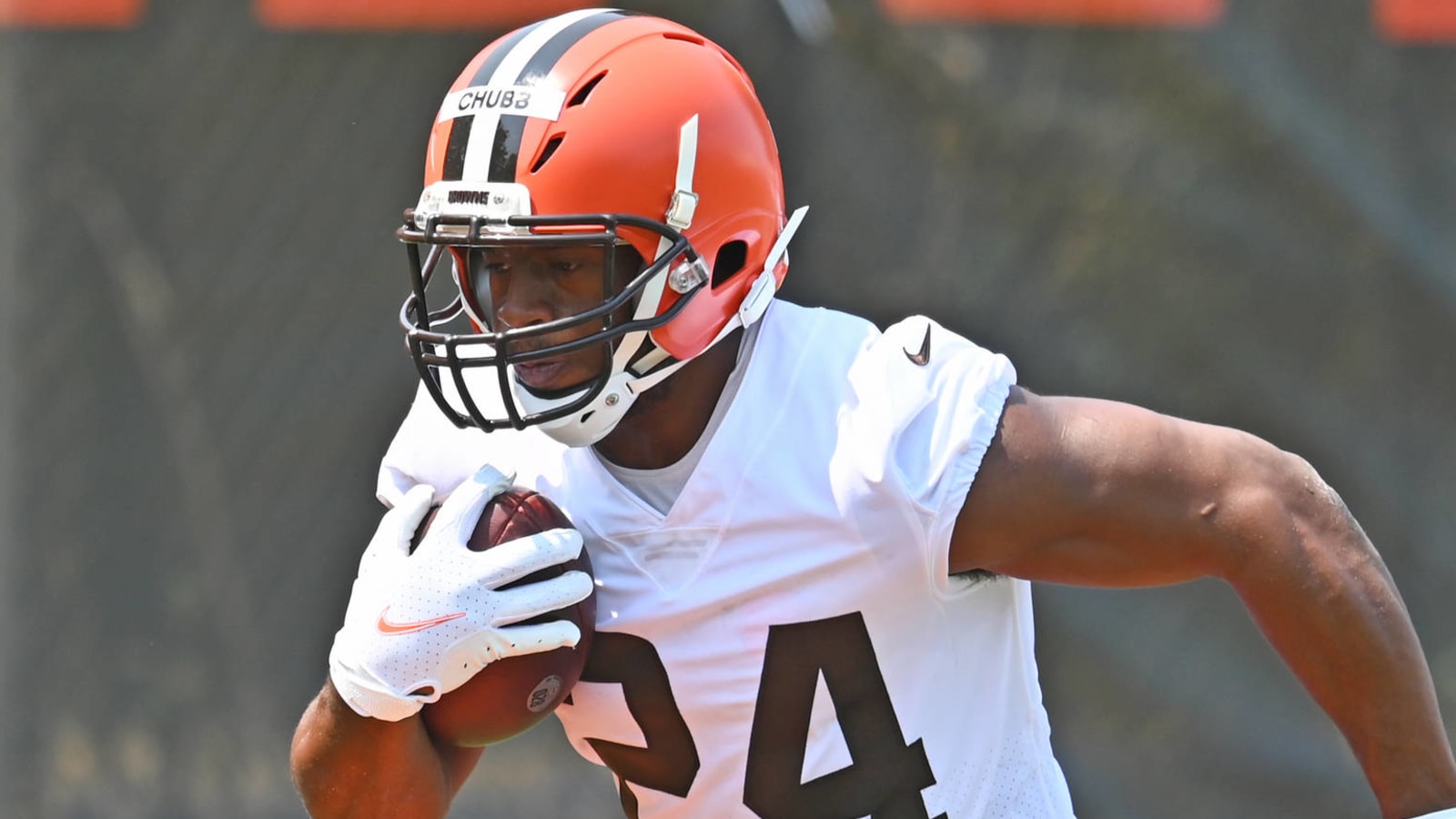 Browns RB Nick Chubb: 'It means a lot to me to be able to stay in Cleveland'