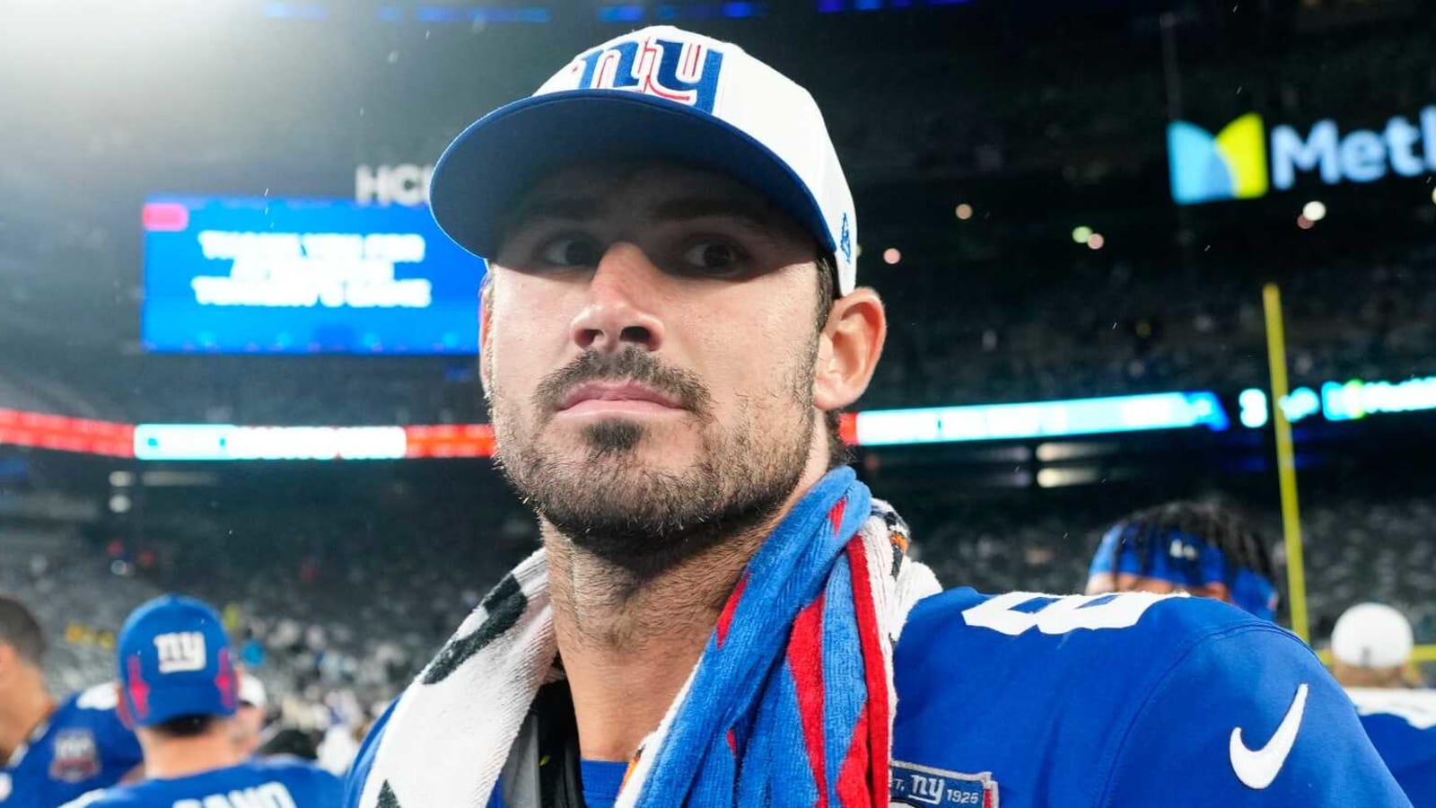 Former NFL QBs disagree about in-game return of Daniel Jones