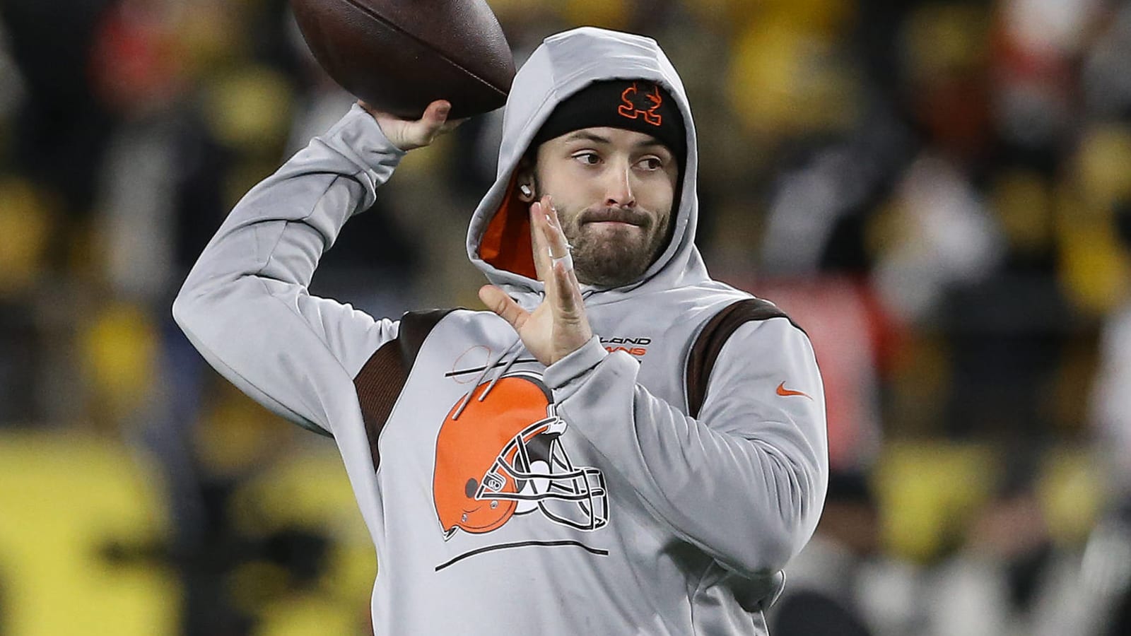 Browns QB Baker Mayfield has surgery on shoulder