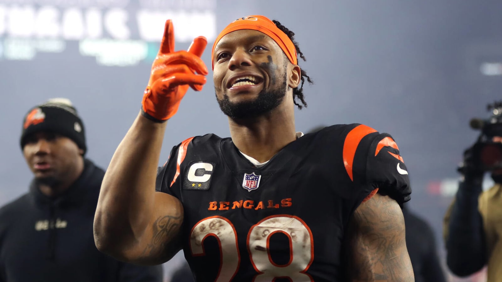 Details on Joe Mixon’s reworked deal with Bengals revealed