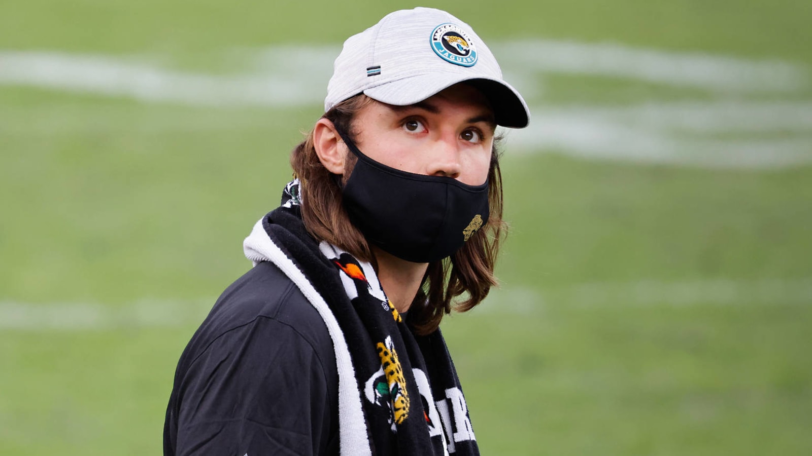 Gardner Minshew undergoes major hairstyle change