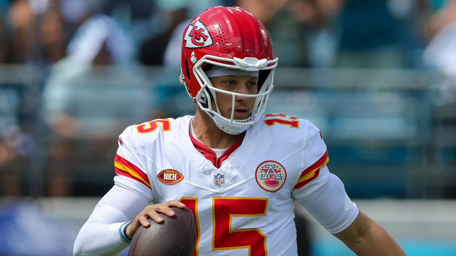 Chiefs, Patrick Mahomes agree to restructured deal