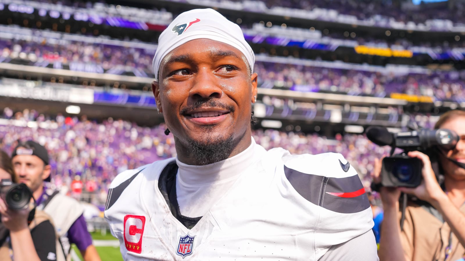 What Stefon Diggs signing means for Patriots